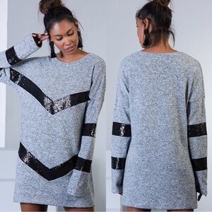 Milan Kiss NWT Gray Sweater Black Chevron Stripe Sequins Pullover Dress Size XL